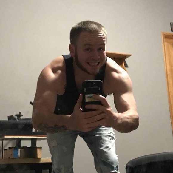 Meet your Posher, Bruce - Picture 1 of 1